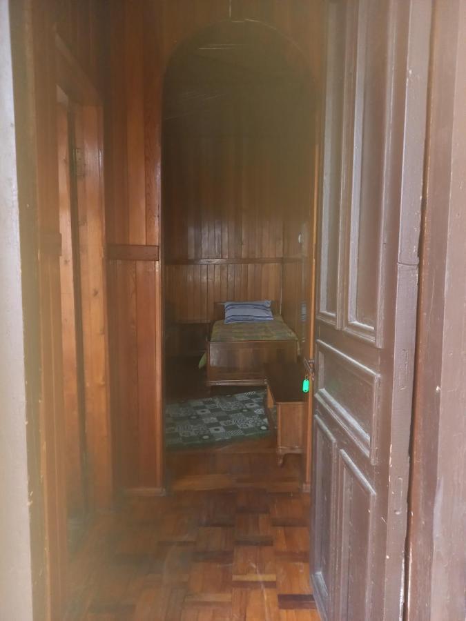 Guest House Roma كوتايسي المظهر الخارجي الصورة