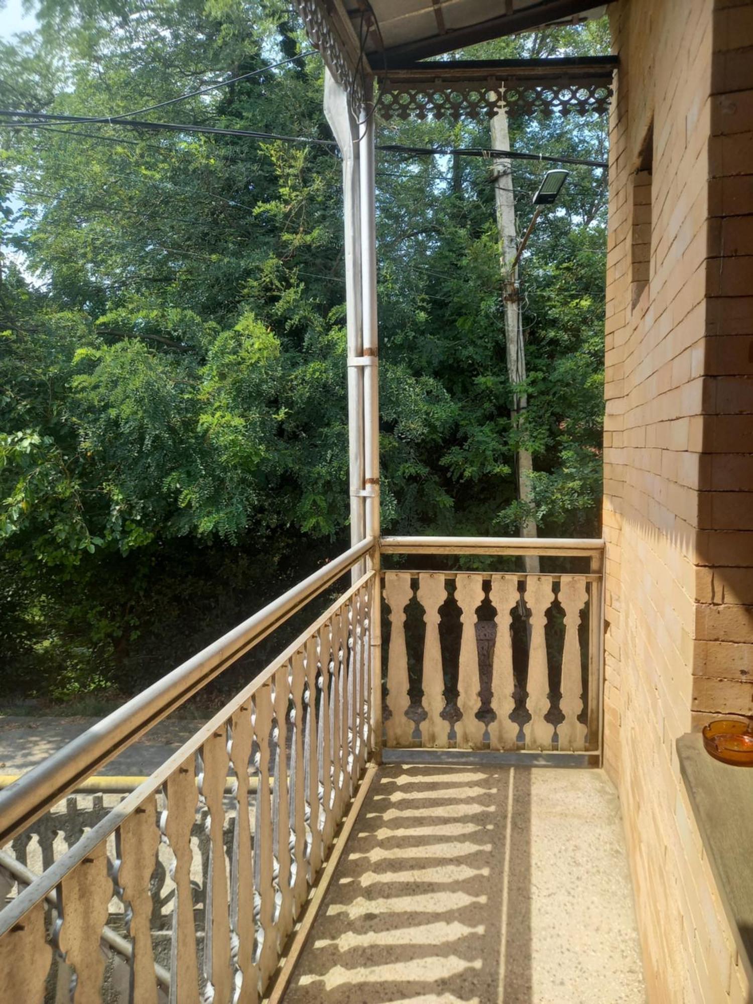 Guest House Roma كوتايسي المظهر الخارجي الصورة